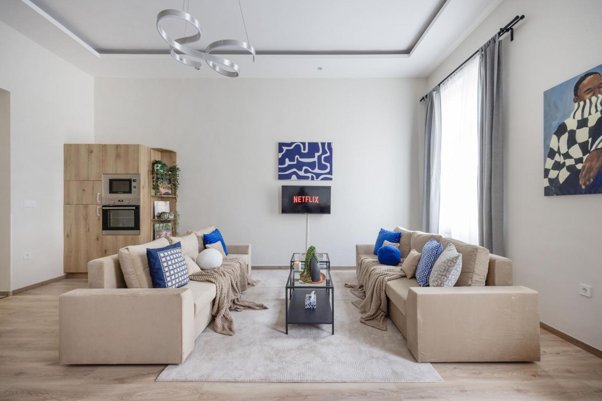 Central Budapest Oasis - Modern Charm, Timeless Comfort Екстер'єр фото