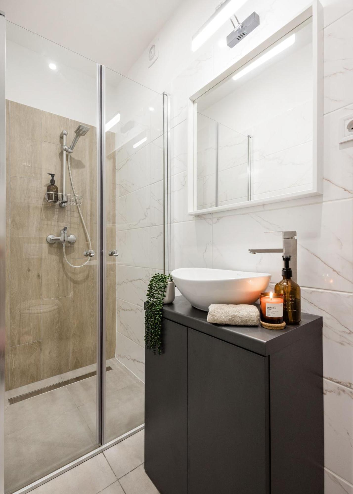 Central Budapest Oasis - Modern Charm, Timeless Comfort Екстер'єр фото