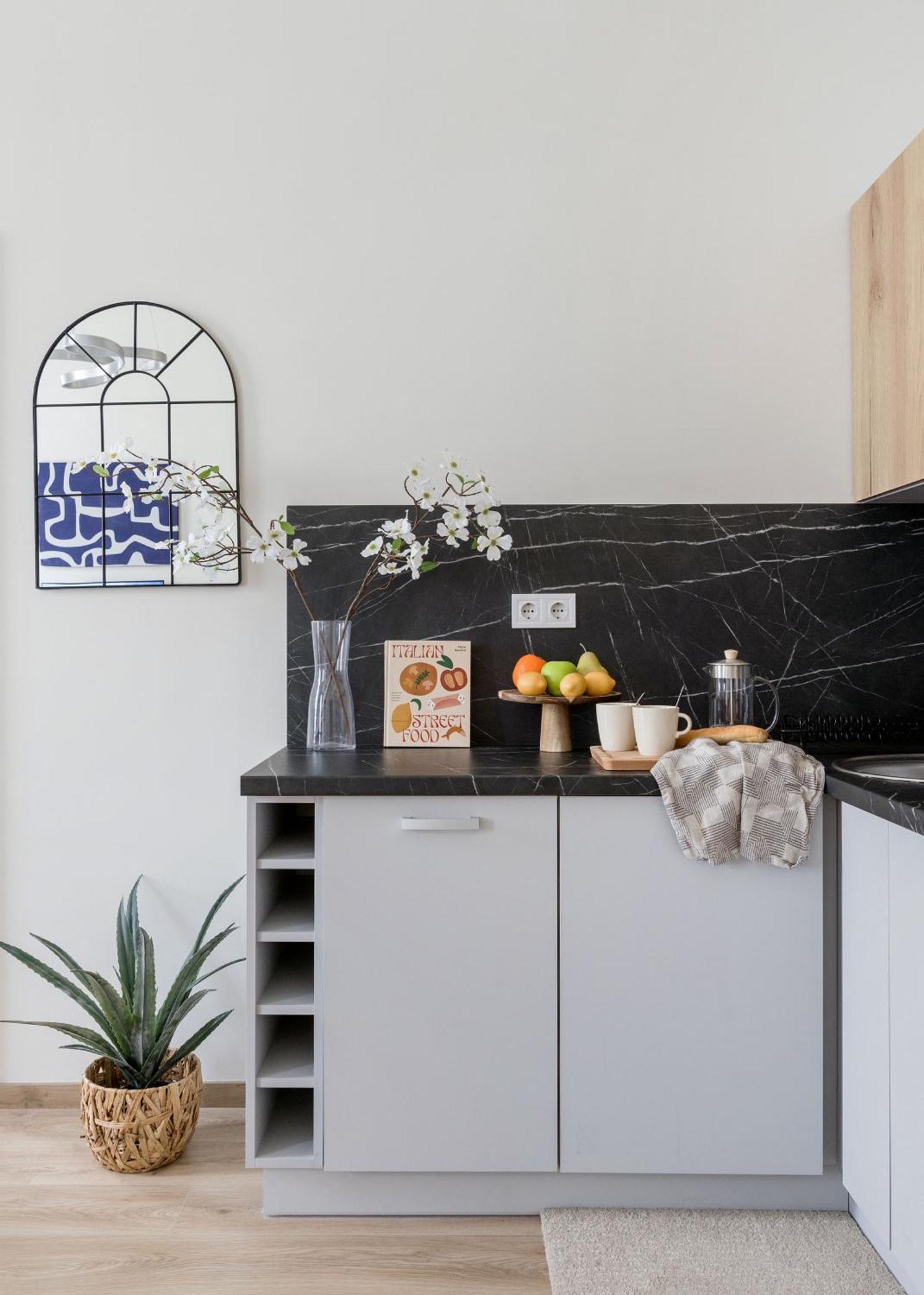 Central Budapest Oasis - Modern Charm, Timeless Comfort Екстер'єр фото