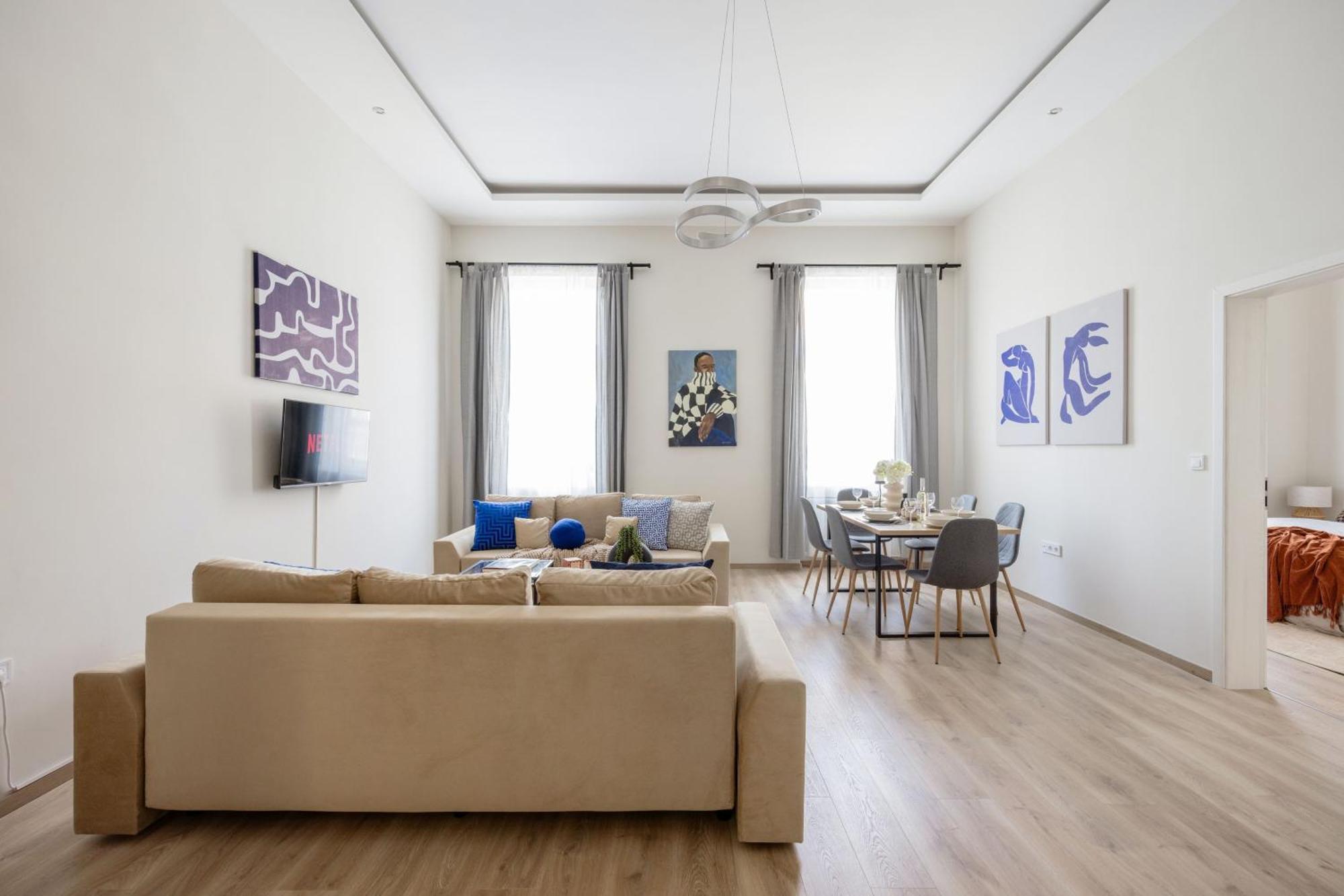 Central Budapest Oasis - Modern Charm, Timeless Comfort Екстер'єр фото