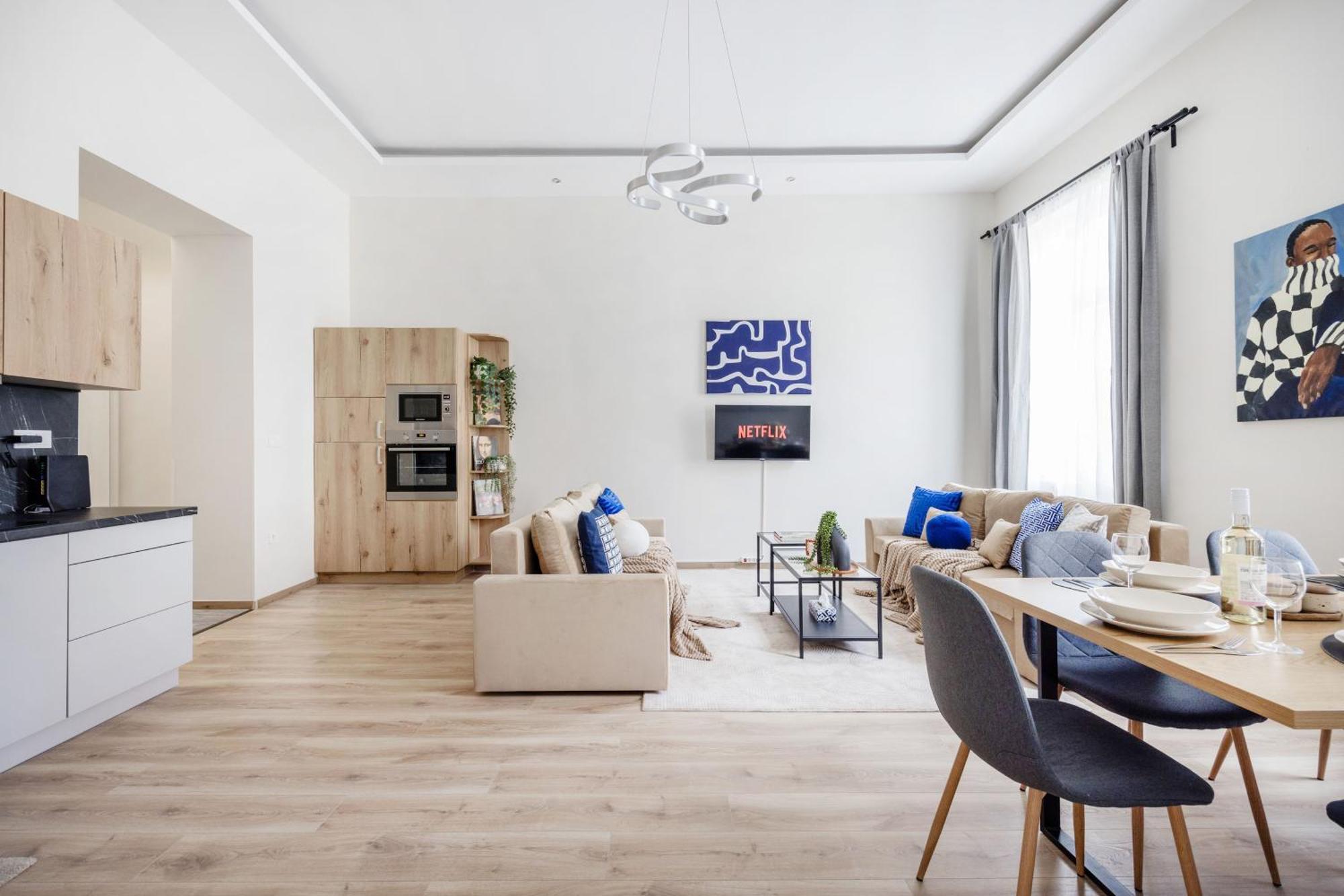Central Budapest Oasis - Modern Charm, Timeless Comfort Екстер'єр фото